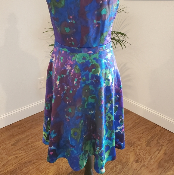 Coast Purple and Green Sleeveless Dress - Picture 2 of 5
